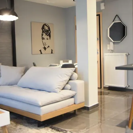 Comely Luxury Must Appartement