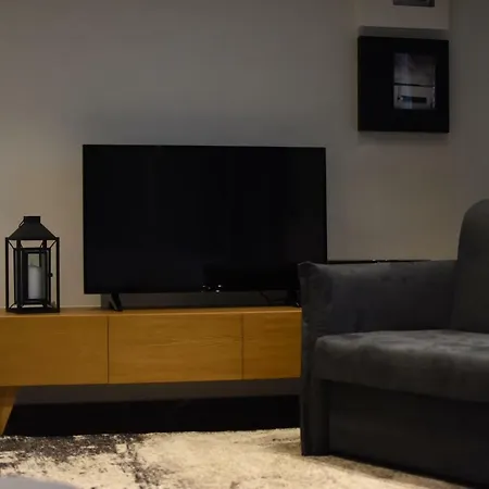 Comely N Gusto Luxury Apts. Салоники