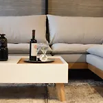 Comely Luxury Must Appartement